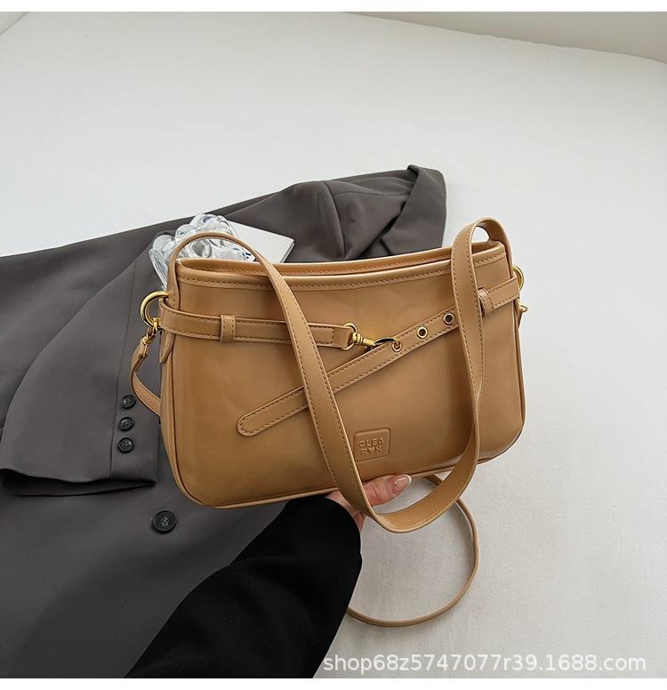 High-end Retro Underarm Bag Women's 2025 New Versatile Simple Small Square Bag Temperament Popular Niche Crossbody Bag