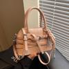 Fashion Small Bag Women's New Handbag Shoulder Bag Personalized Commuter Messenger Bag