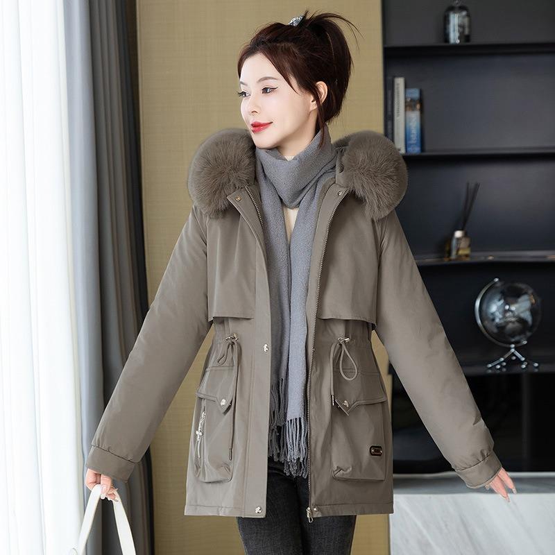 Women's Clothing Velvet and Thicker Pie Overcomes the Trend of Women's Short Winter New Hooded Slim and Thin Cotton Jackets