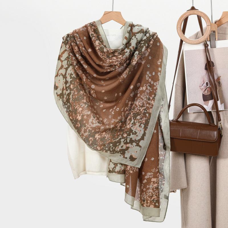 New Fashion Women's Printed Scarf Retro Stone Pattern Large Shawl Spring and Summer Tulle Scarf Scarf