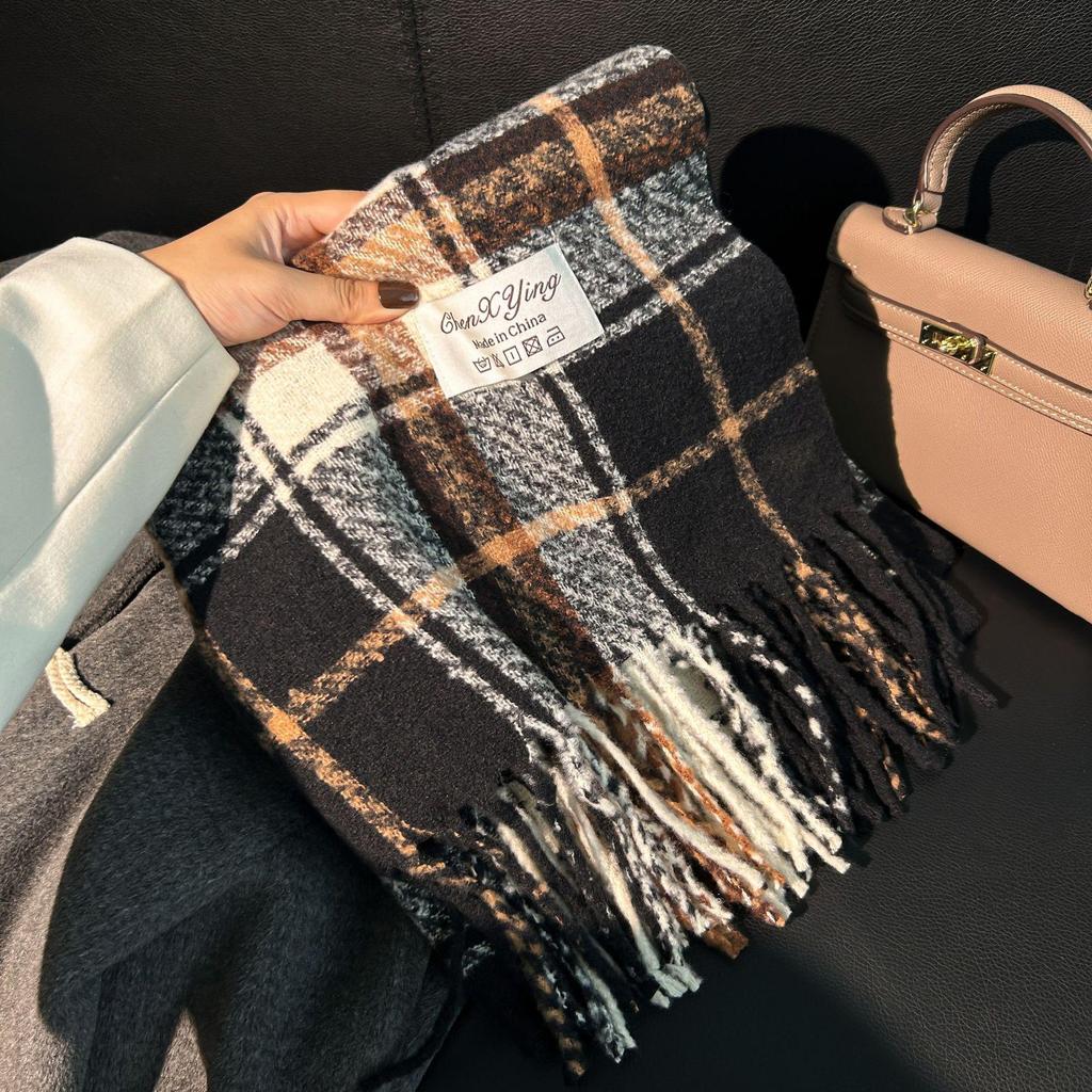 Tonglu Women's Mohair Winter Scarf: Black & White Plaid, High-End, Thick & Warm Neck Warmer