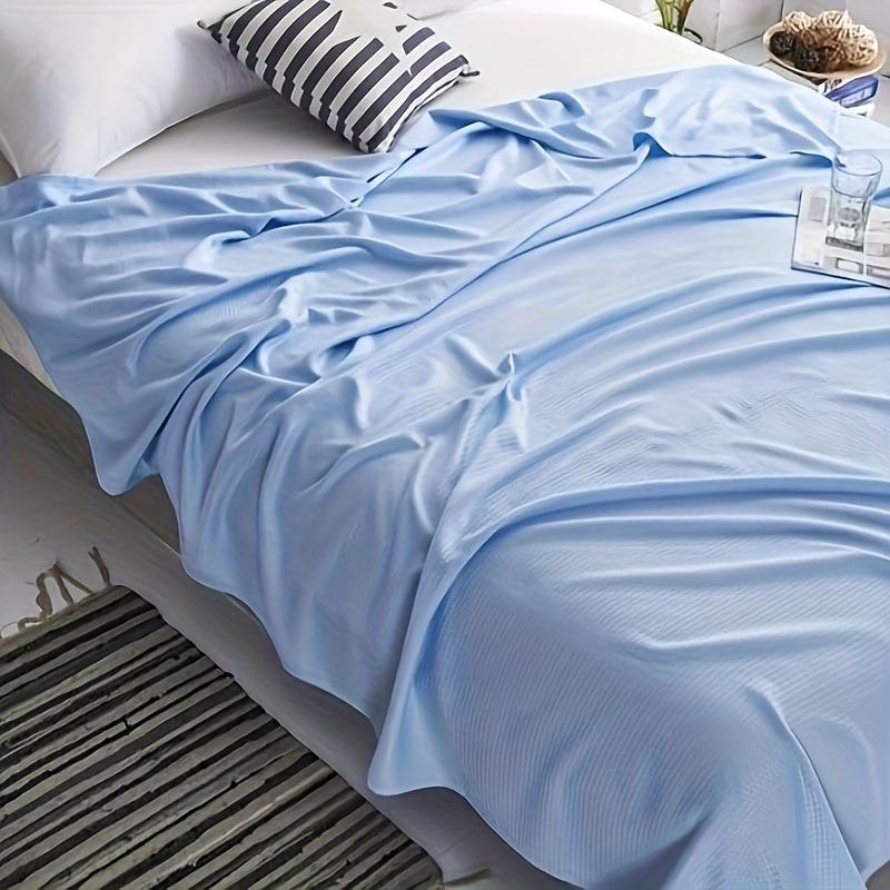 1PC Bamboo Cooling Blanket for Adults Lightweight Breathable Absorbs Body Heat Keeps Cool All Night Soft Skin Friendly Bedding