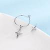 Single Diamond Star Earrings, The Star Has The Same Small Asymmetrical Tetragonal Star Earrings, Sweet And Cool Personalized Earrings.