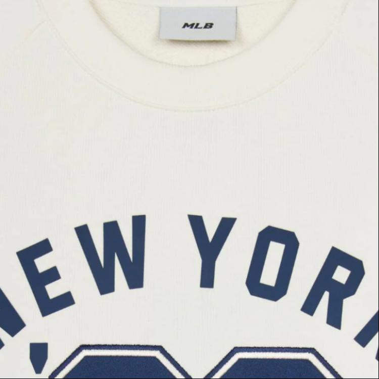 New MLB New York Yankees Sweatshirt Unisex Cream 3AMTV1044-50CRS