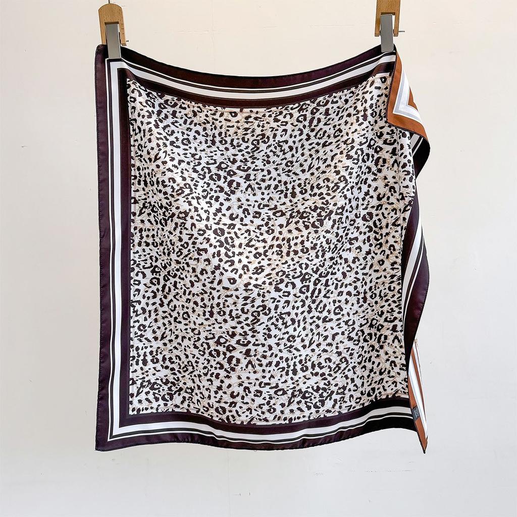 New double-sided silk scarf splicing fashion new versatile neck professional scarf popular recommendation trend
