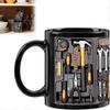 Hrneček Mechanikova brašna na nářadí, Realistické detaily nářadí a Pohodlné ucho, Keramický hrnek na kávu 11oz Mechanikova brašna na nářadí k narozeninám Díkůvzdání