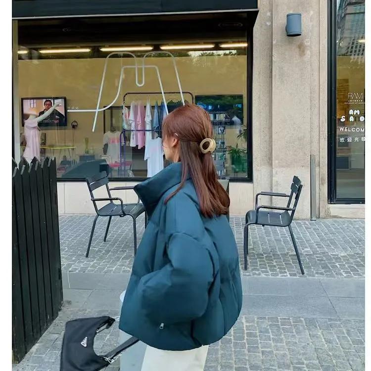 Women's Winter Short Thickened Loose Temperament Bread Clothes Solid Color Comfortable Pocket Commuter Jacket