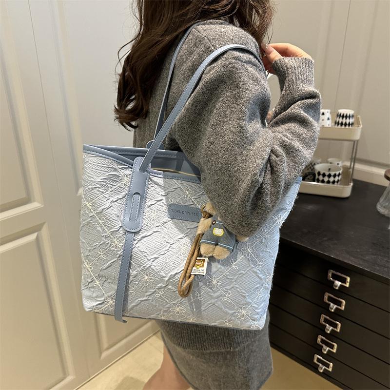 Large-capacity Shopping Tote Bag Armpit Bag 2025 New Bag Women's Bag Popular Shoulder Bag Handbag Bag