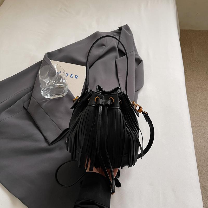 Tassel Handbag Drawstring Bucket Bag Women's Shoulder Crossbody Bag