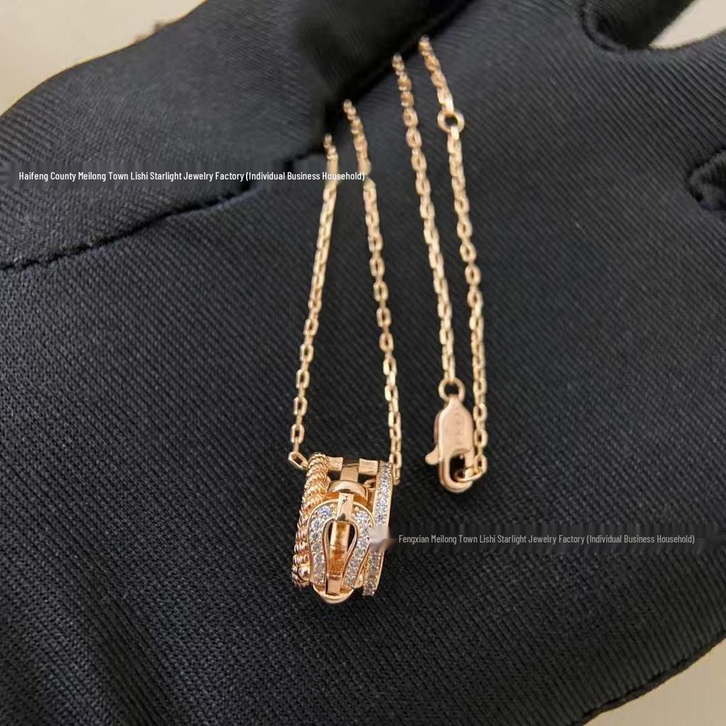 18K Rose Gold Horseshoe Waist Necklace - Full Diamond, Braided Design, Light Luxury Fashion