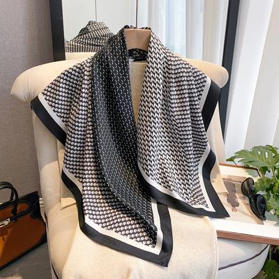 Accessori – Sciarpe e foulard