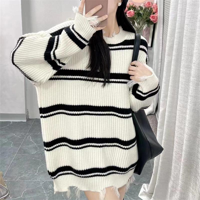 Autumn and Winter New Retro Temperament Loose Round Neck Rough Edge Holes Lazy Style Striped Knitted Pullover Sweater Women