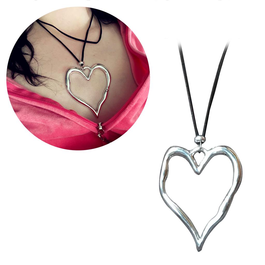 Irregular Heart Shaped Necklaces Pendant Necklaces Women Choker Alloy Material