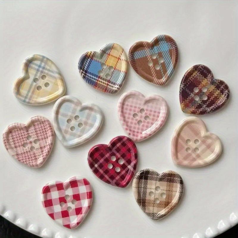 10/20/30pcs Cute Plaid Heart Shaped Button Coat Cardigan DIY Sewing Decoration Women's Clothing Sewing Accessories