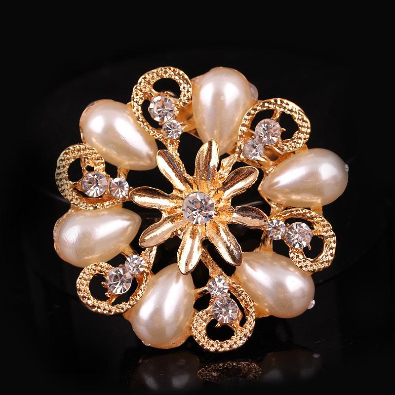 Fashion 3D Wreath Pearl Brooch Flower Corsage Women's Accessory Exquisite Hypoallergenic Luxury Enamel Long-lasting Color Accessory