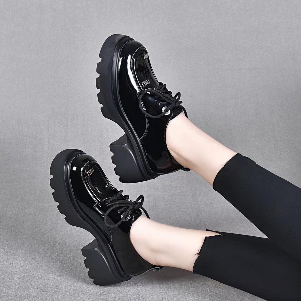 Platform shoes women's autumn and winter round head lace-up letter decorative cow patent leather single shoes women's muffin