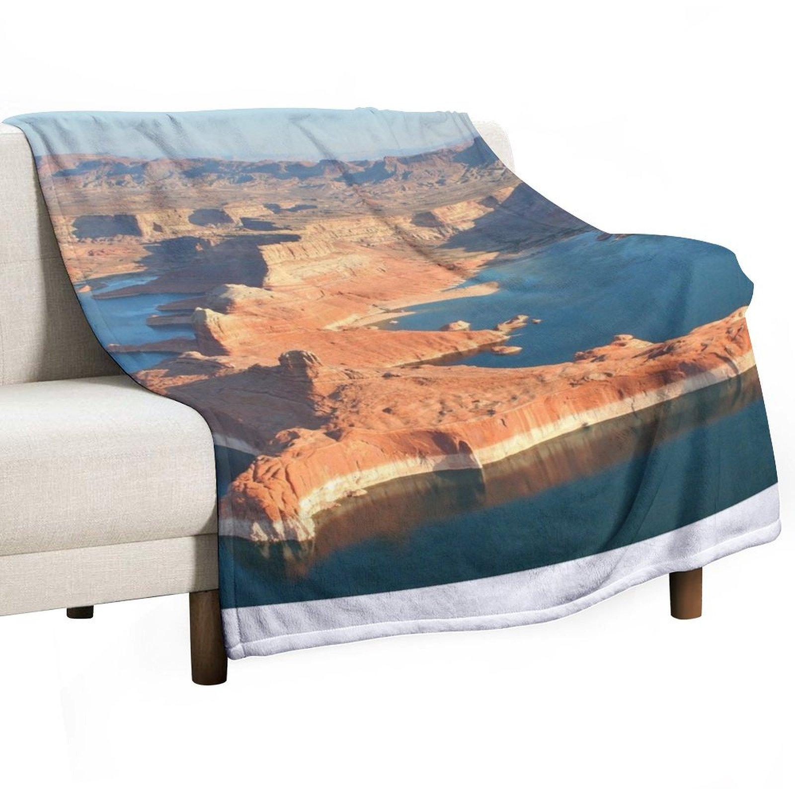 Lake Powell, Glen Canyon, early morning 2 Throw Blanket Shaggy Winter beds for babies Plaid Blankets 30x40in