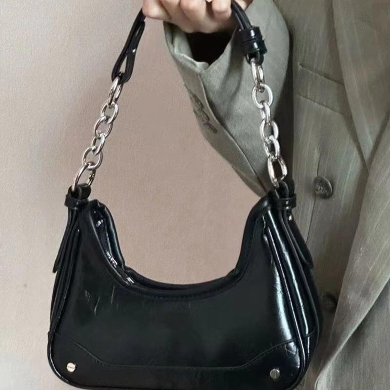 Silver Women's Bag, New Niche Portable Chain Baguette Underarm Bag, High-end Versatile Shoulder Messenger Bag.