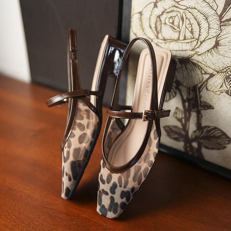 

Женские туфли-лодочки с леопардовым принтом, толстым каблуком и квадратным носком, на низком каблуке, с ремешком на пятке, туфли Мэри Джейн, сандалии с закрытым носком для улицы 39 коричневый