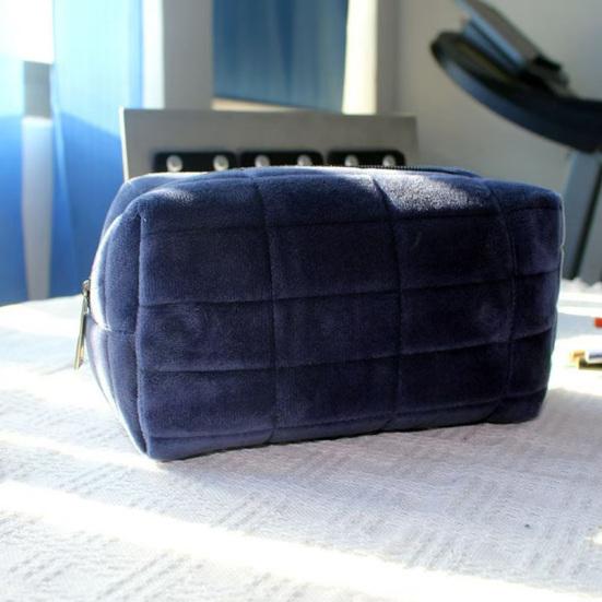 Plyšová kosmetická taštička Cestovní úložná taška na kosmetiku Přenosný kosmetický organizér na zip na štětce na make-up, pleťová mléka, služební cestu
