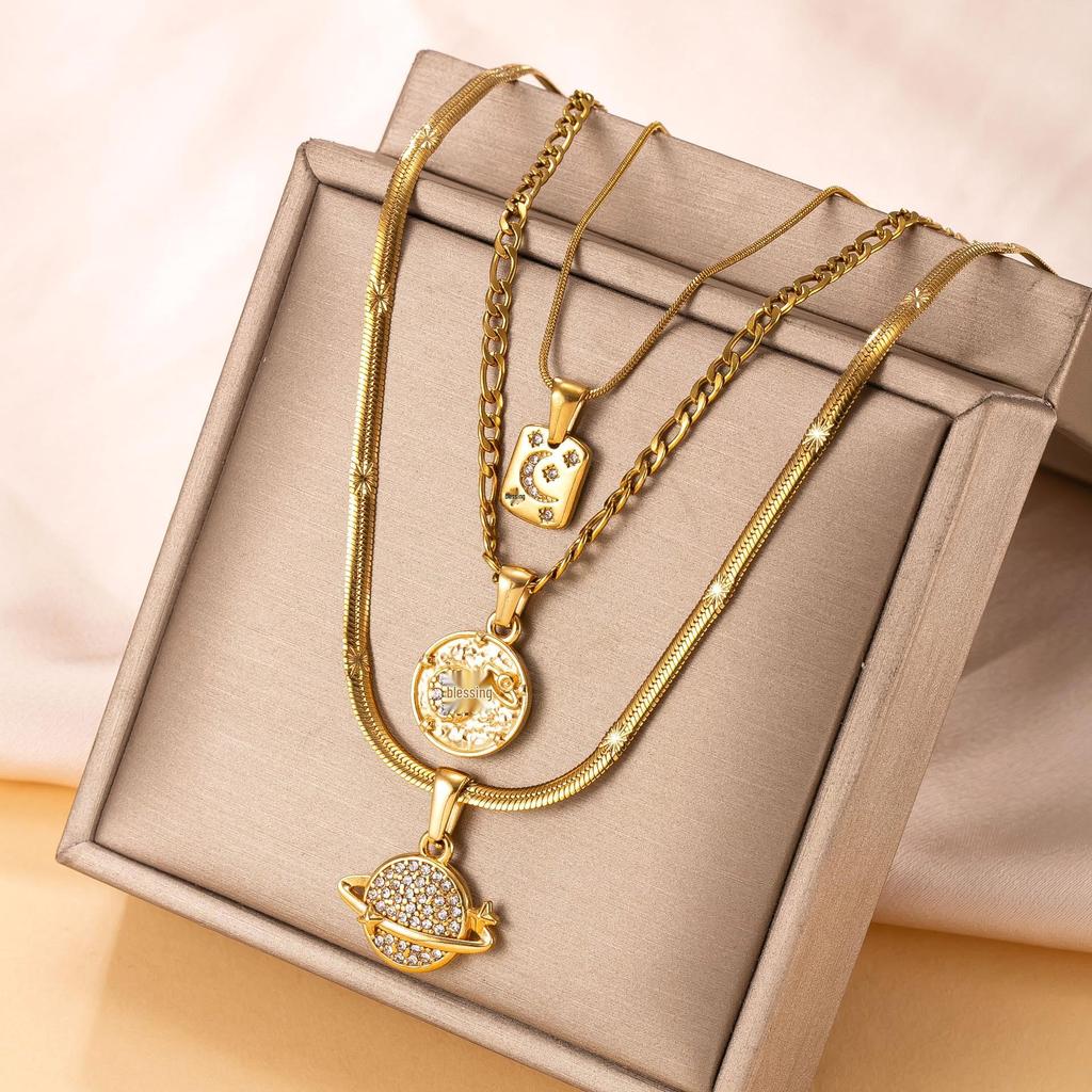 18K Gold-Plated Star & Moon Diamond Pendant Stainless Steel Necklace for Women