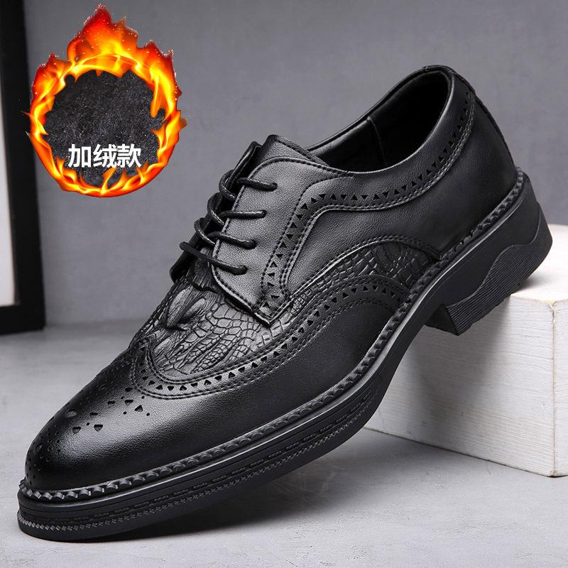 Autumn and winter casual leather shoes men's velvet leather business dress Brock engraved British style groom wedding cotton shoes