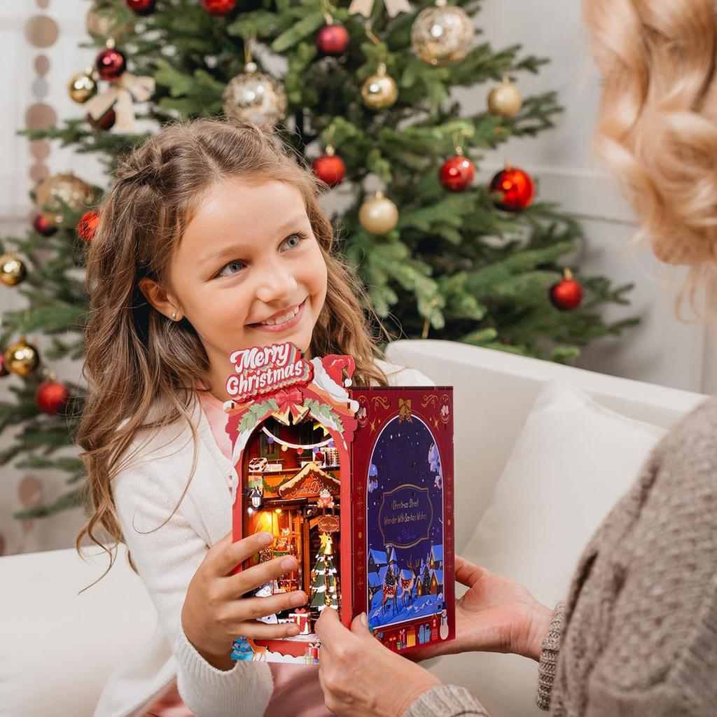 Rolife Buchnische Bausatz DIY Miniatur Puppenhaus Bausatz 3D Holzpuzzle Dekoration Geschenk mit LED-Lichtern Weihnachtsstraße und Haus