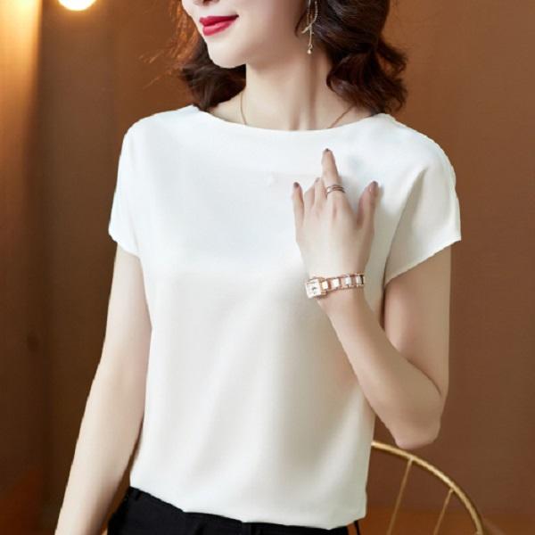 Summer Korean Fashion Silk T-shirts for Women Vintage Satin Tops for Women Short Sleeves Loose Office Lady Shirts