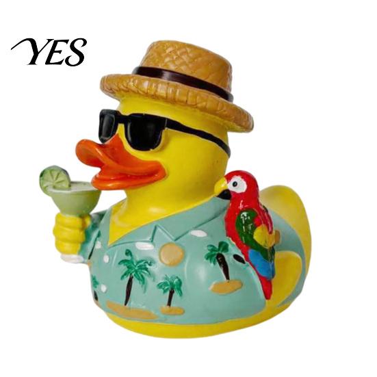 Resin Summer Decoration Beach Duck Figurine, Vacation with Sunglasses, Weather-Resistant Compact Ornament for Indoor Outdoor Garden Party &