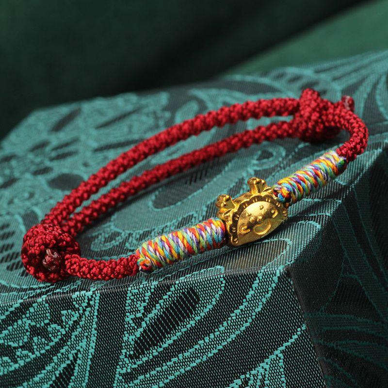 

Стиль Самый продаваемый Ретро Браслет с узором дракона Цепочка на запястье Женский Дизайн для особых интересов Легче всего сочетать Браслет из красной веревки Этнический стиль Для пары Red