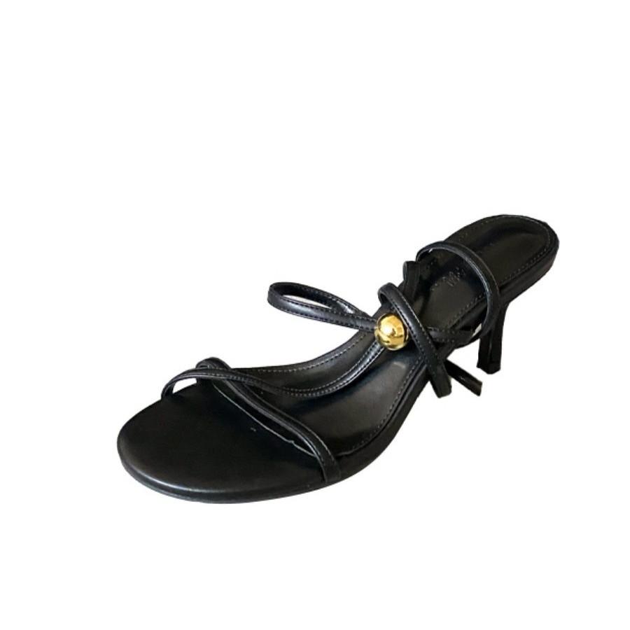 2025 summer thin strap metal decorative open-toed women's shoes fashionable commuting solid color medium heel sandals simple high heels