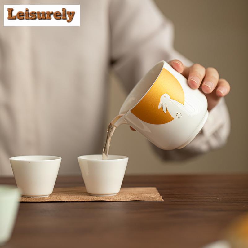 Creative Rabbit Flying Moon Poratble Travel Tea Set Kit Aesthetic 1 Pot 3 Cups Tea Maker Outdoor Handbag Accessories Ornaments