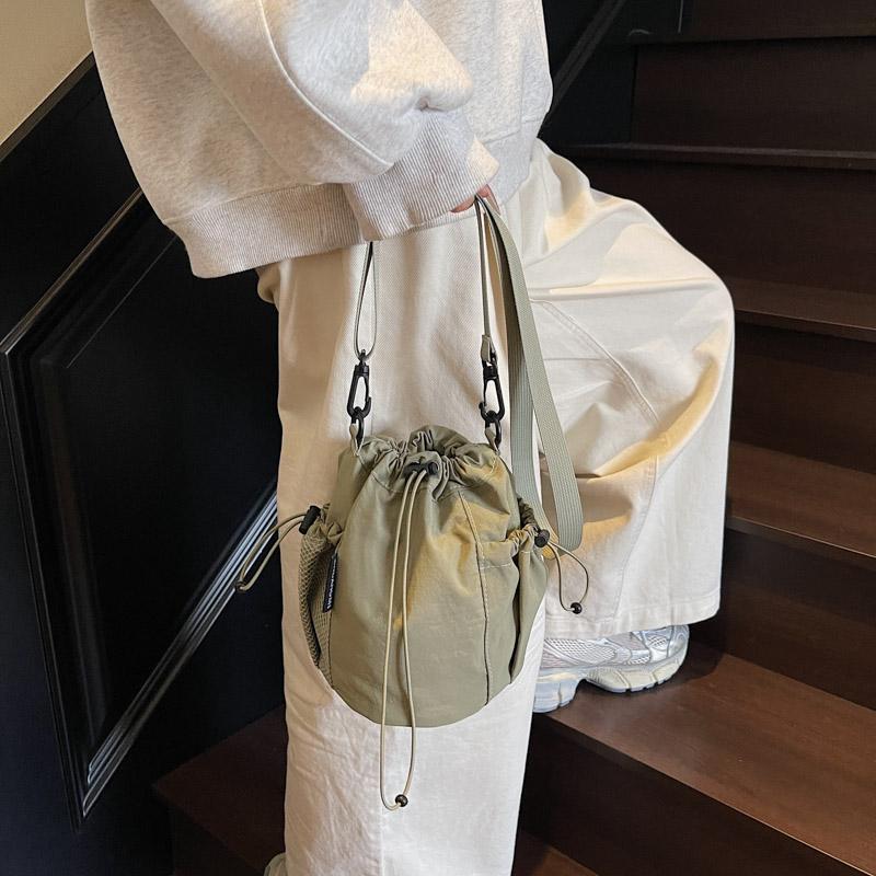 Torba na telefon komórkowy damska torba ze sznurkiem lekka sportowa torba na ramię crossbody