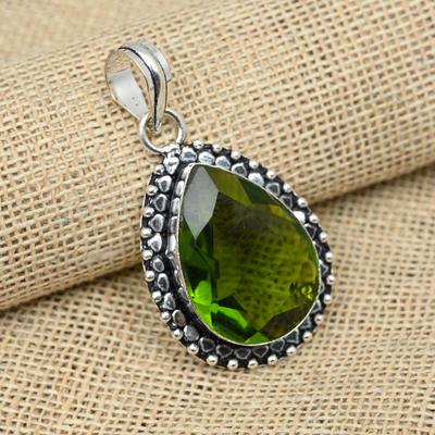 Wunderschöner grüner Peridot-Anhänger aus massivem 925er-Sterlingsilber, handgefertigter Edelstein-Anhänger für Geschenke