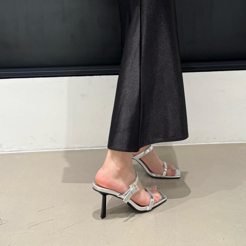 Rhinestone one-word buckle with high heels and cool slippers for women's summer wear 2025 new open-toed square head temperament stiletto sandals