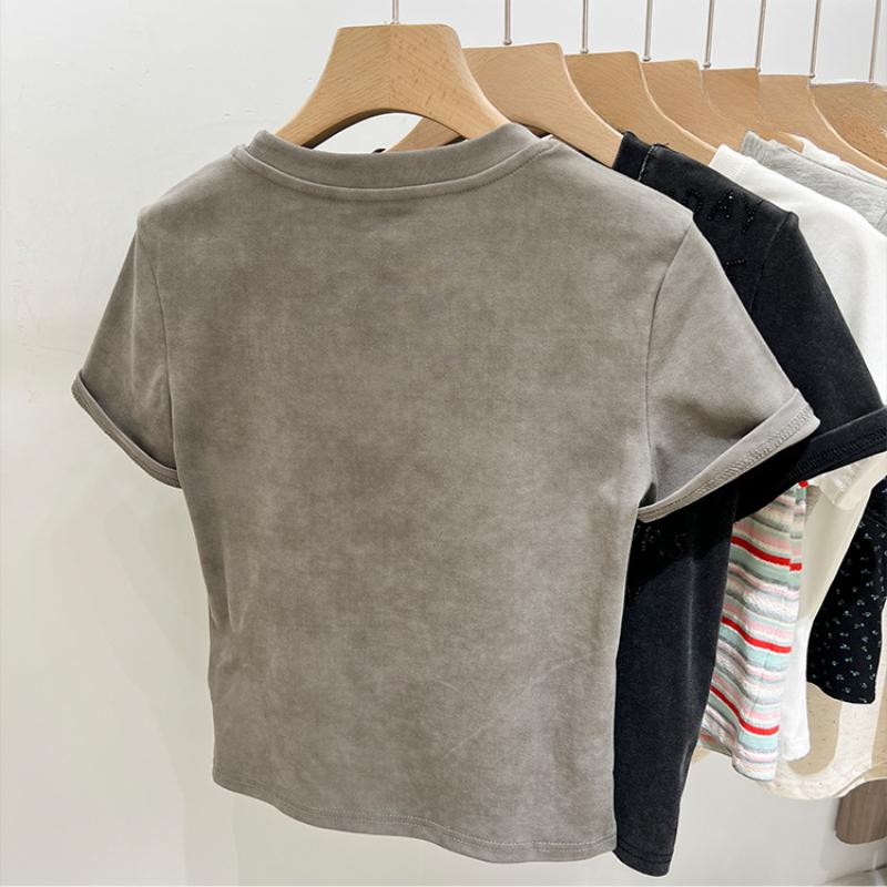 T-shirt med korta ärmar och diamantbokstav för tung industri för kvinnor på sommaren, slimmande och åldersreducerande, slim fit topp med rund hals