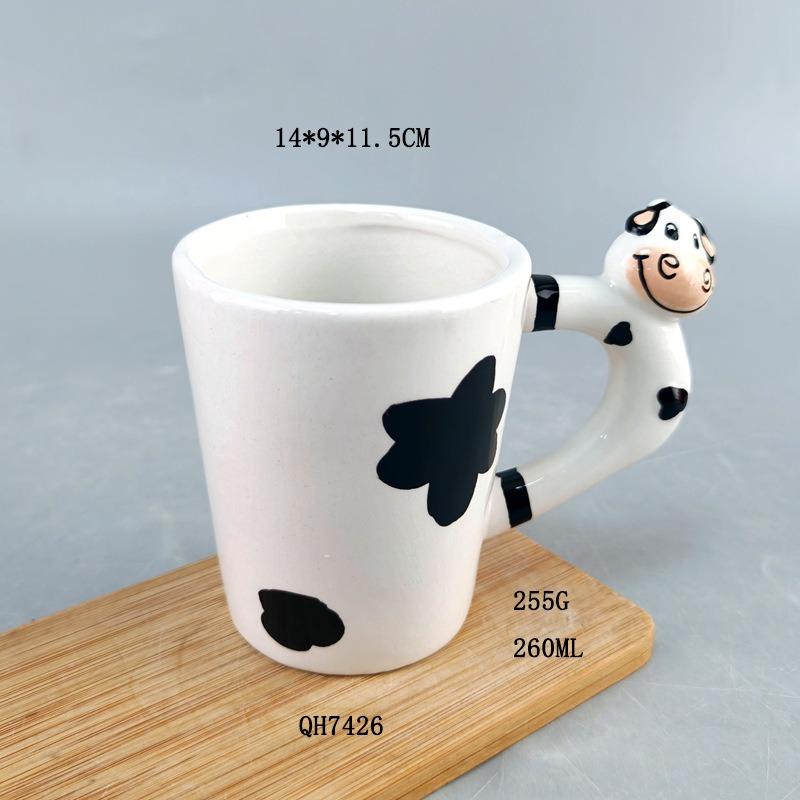 Original order Creative ceramic hand-painted 3D three-dimensional cartoon Creative ceramic cow biscuit cup Year of the Ox gift 266ML