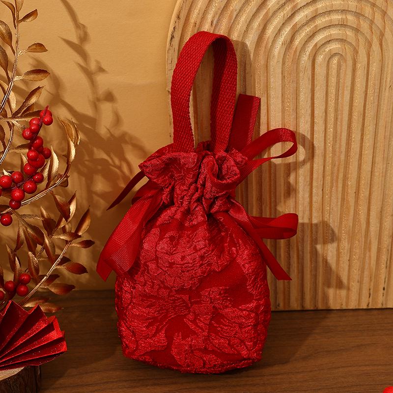 Elegant Handheld Wedding Candy Gift Boxes and Bags for Guests