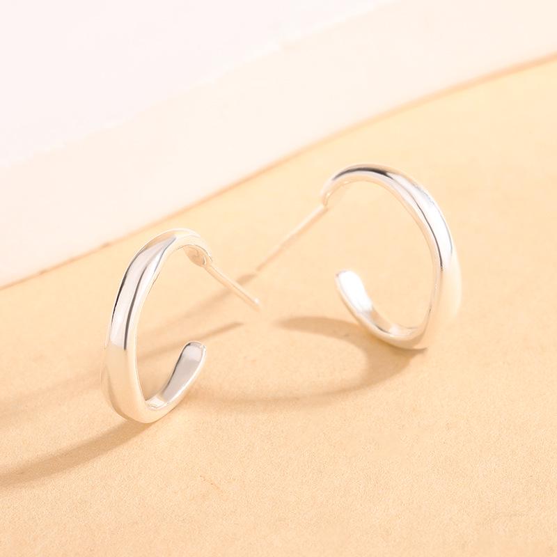 S925 Sterling Silver Retro Gold Textured C-shaped Earrings - European & American Style Versatile Studs