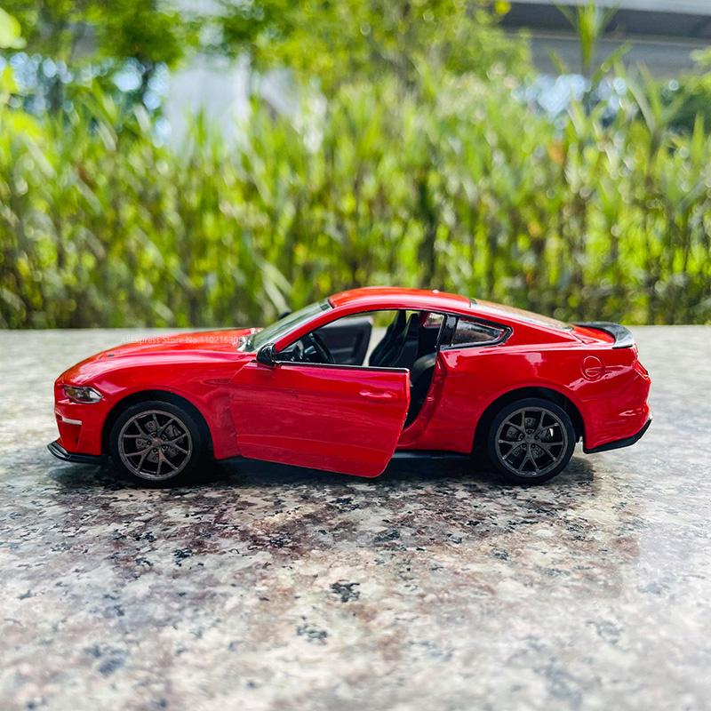 LLC3 MSZ 1:32 Ford Mustang GT Alloy Car Mold Die-casting Car Mold Decoration Series Toy Tools Gift Mold Series