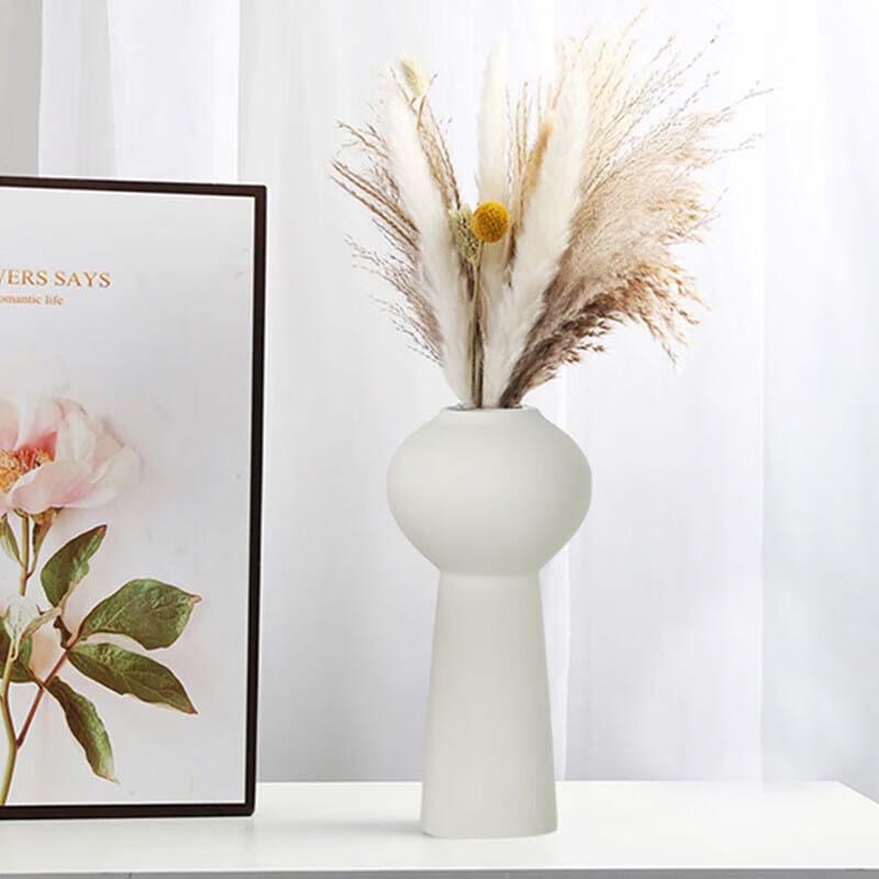 Modern European Style Ceramic Flower Vase