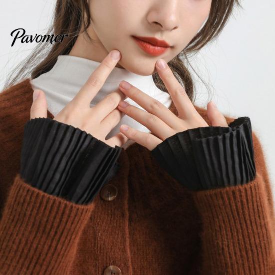 Versatile Clothing Accessories Pleated Fake Sleeve Cuffs for Women, French Style Detachable Stylish Layering Essentials Extenders with Buttons,