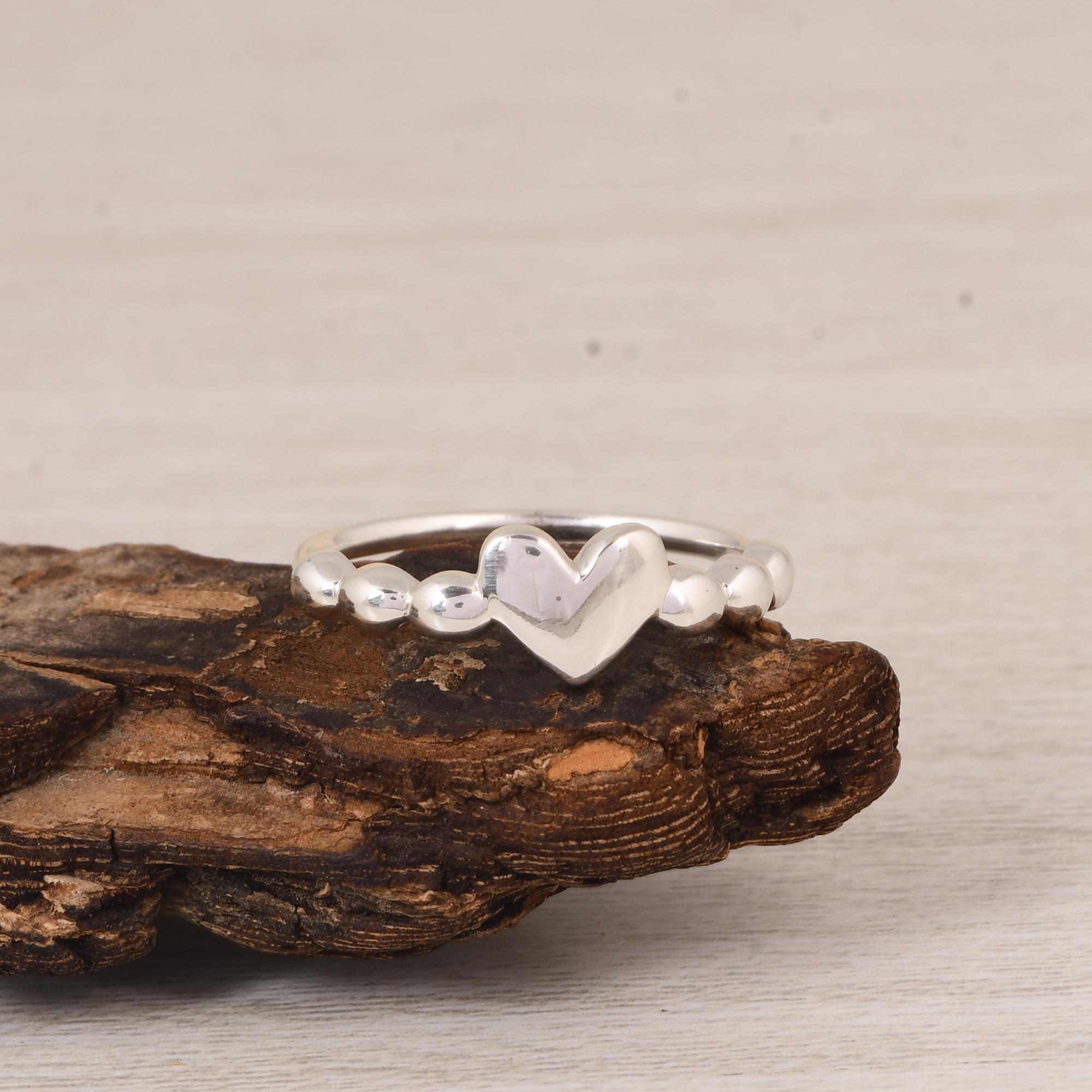 Dainty Sterling Silver Heart Band Ring, Minimalist Puffy Heart Silver Ring. 5