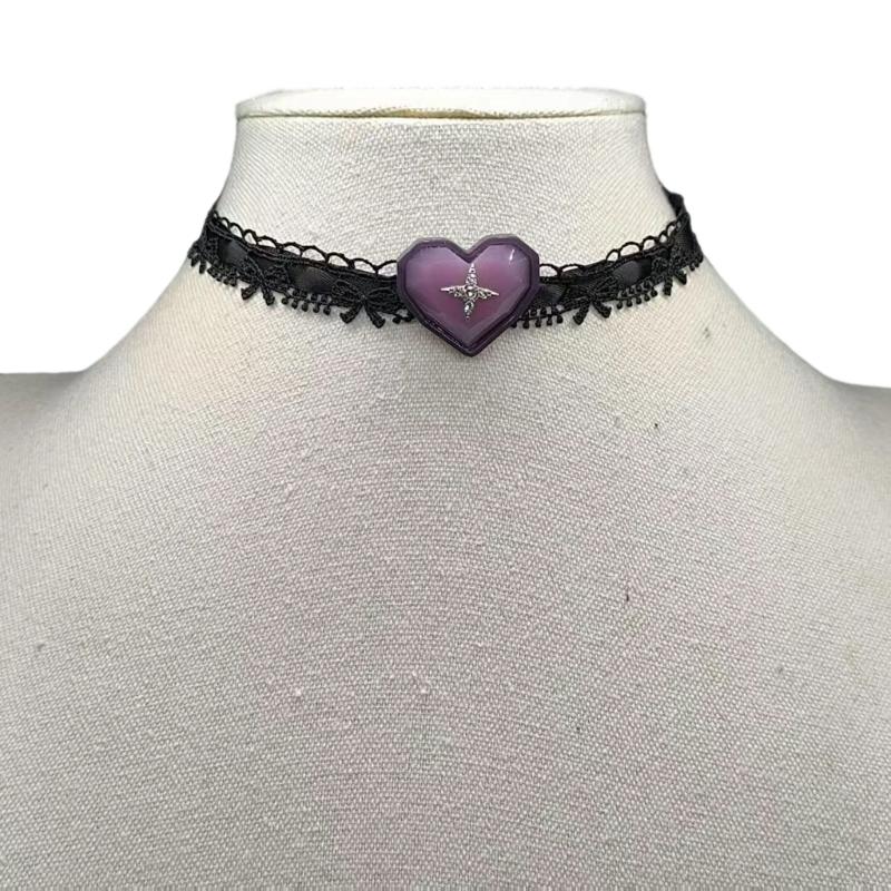 Qianxi Genre  Inspired Adjustable Necklace Featuring Lace Trim And Heart Shaped Pendant
