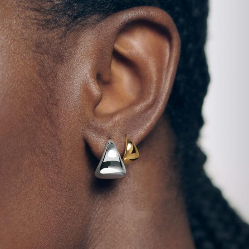 Retro Premium Metal Copper Plated 18K Real Gold Tapered Shape Ear Buckle Fashionable Simple Light Luxury Niche Earrings