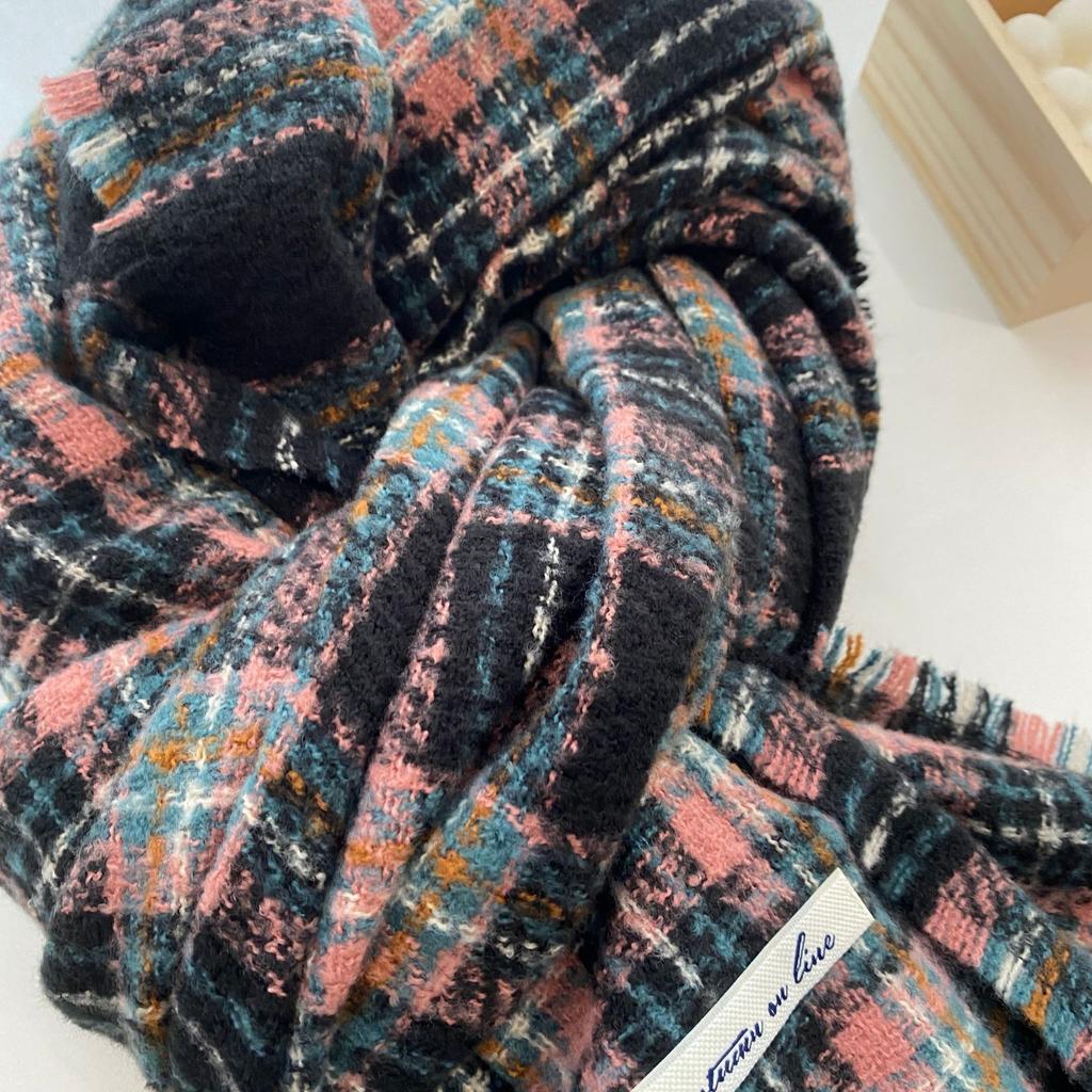 Korean Style Scarf Winter Warm Atmosphere  New Year and Christmas Warm Shawl  Student Retro Plaid Scarf