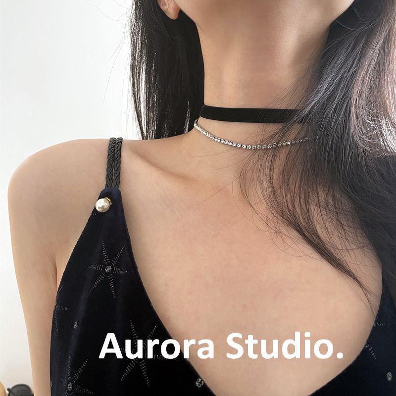 Trending Women's Leather Choker Necklace with Letter Stitching - Light Luxury & Cool Style Clavicle Chain Hot Girl Accessory.