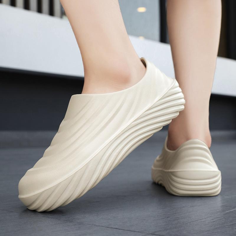 Fashion New large size men's waterproof, non-slip, oil and mud chef shoes rain shoes outdoor sports light and comfortable shoes