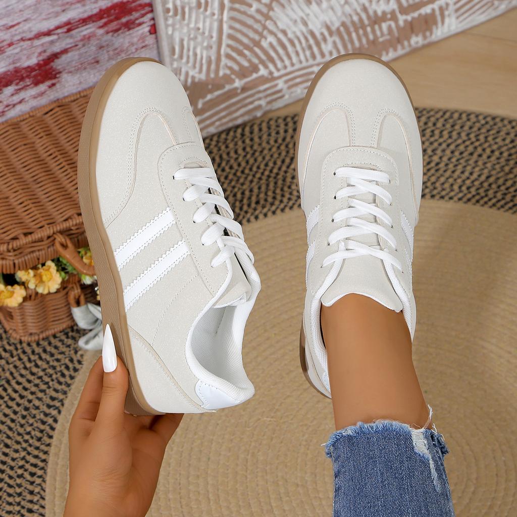 Fashion Women Sneakers 2025 New Trend Casual Flats Sneakers Female Fashion Comfort Vulcanized Platform Shoes Women Zapatos De Mujer