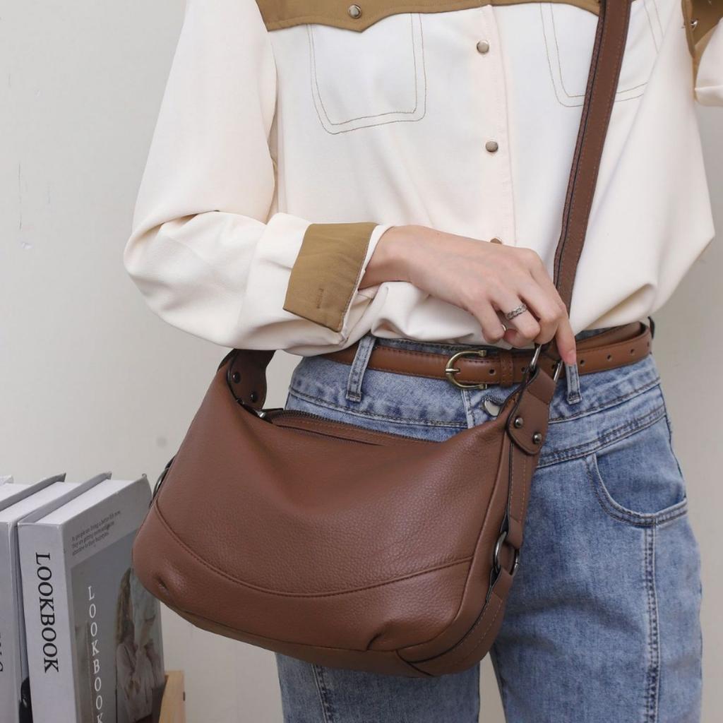 Cowhide Women Single Shoulder Crossbody Simple Multi-compartment Dumpling Bag Large Capacity Aunt Mother Bag